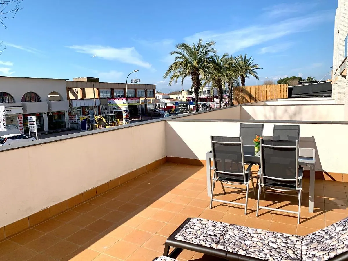 Edifici Violetta Apartment Empuriabrava Spain