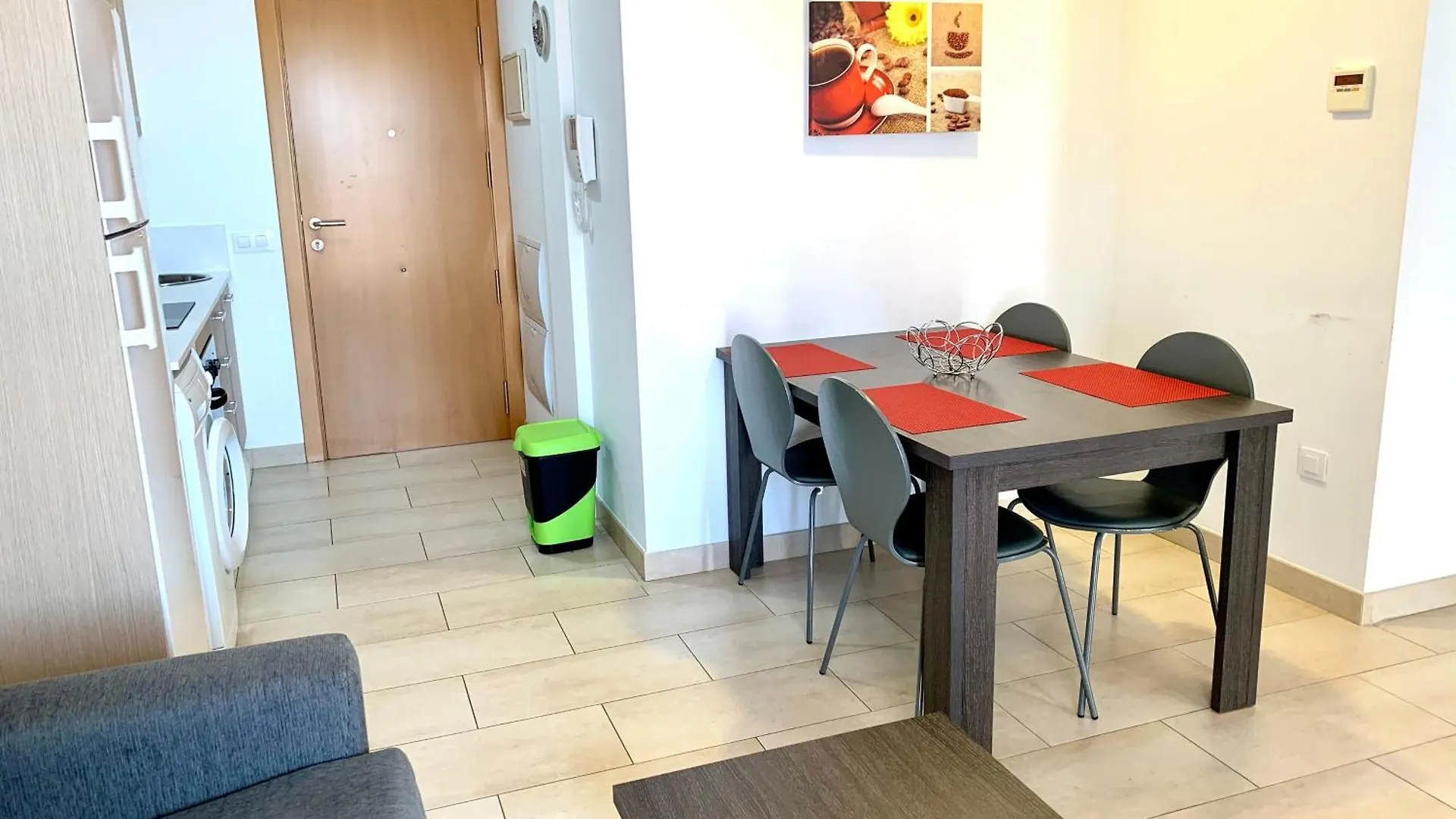 Appartement Edifici Violetta à Empuriabrava Espagne