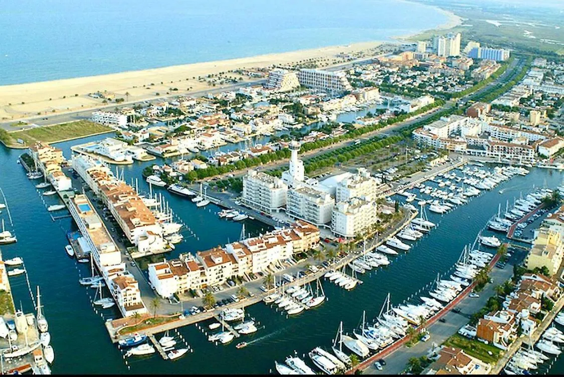 Appartement Edifici Violetta à Empuriabrava